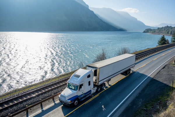 LTL vs. Truckload Freight Brokerage:  Which is Right for Your Cold Chain Needs?